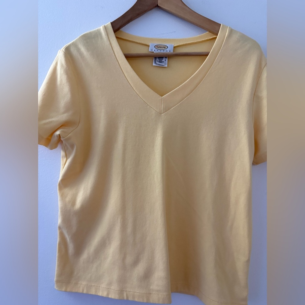 Talbots Petite Medium PM Yellow V-Neck T-Shirt Short Sleeve Cotton Blend Vintage - Picture 4 of 6